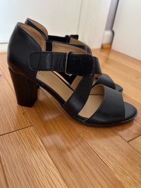 Naturalizer Black Heels | Size 7.5 | Block Heel Sandals | Comfort Fit